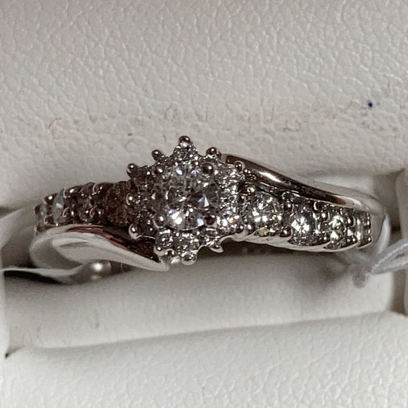 Cherish Always Diamond Ring - Picture 4 of 9